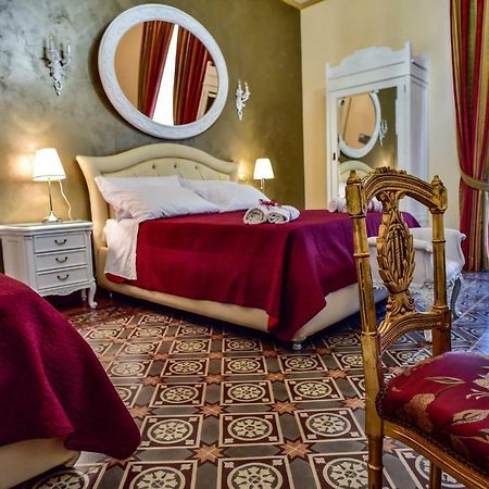 Palazzo Degli Affreschi Bed & Breakfast Catania Ngoại thất bức ảnh