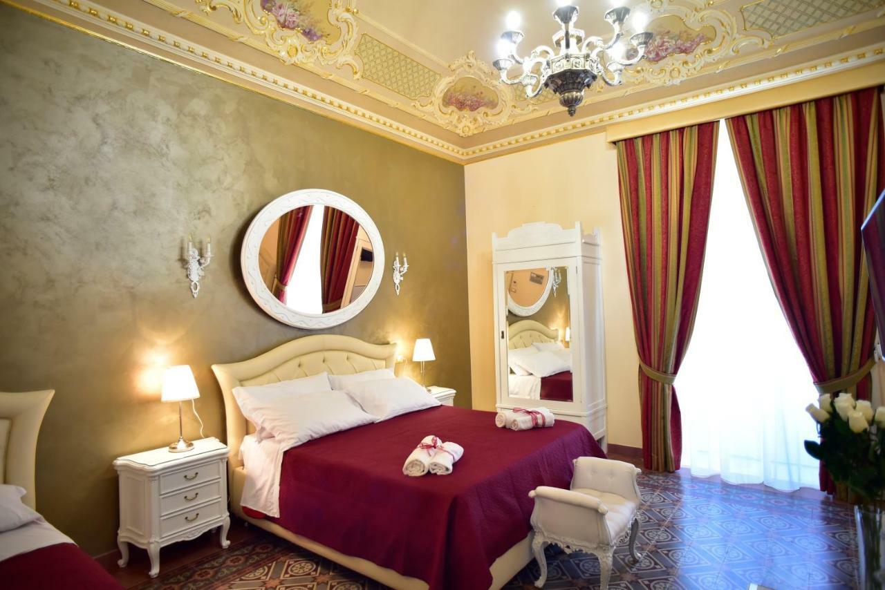 Palazzo Degli Affreschi Bed & Breakfast Catania Ngoại thất bức ảnh