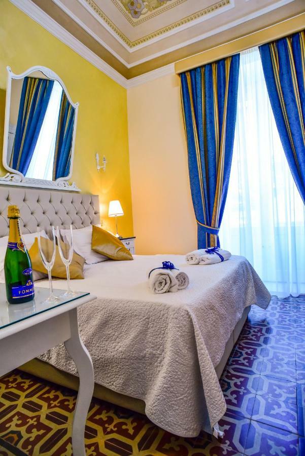 Palazzo Degli Affreschi Bed & Breakfast Catania Ngoại thất bức ảnh