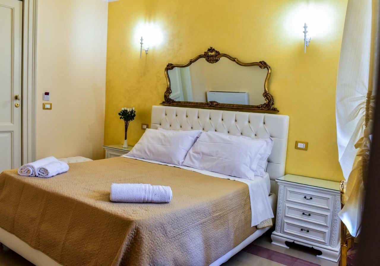 Palazzo Degli Affreschi Bed & Breakfast Catania Ngoại thất bức ảnh